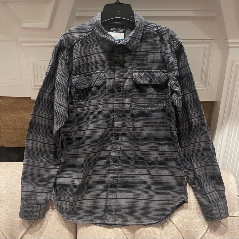 BQ: Columbia Omni Wick Advanced Evaporation Gray Striped Men’s M Hiking